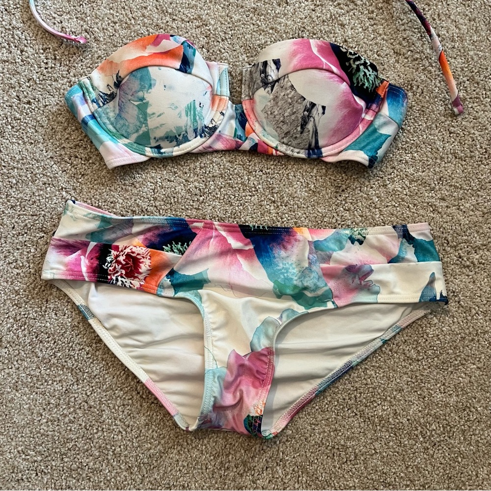 SUBOO Colorful Floral Bikini Set